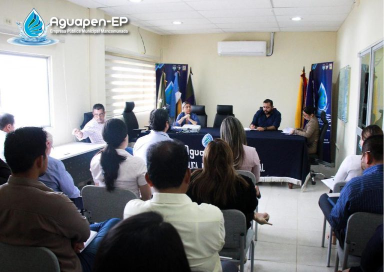 Empresa día a día busca mejorar los servicios que Aguapen EP ofrece
